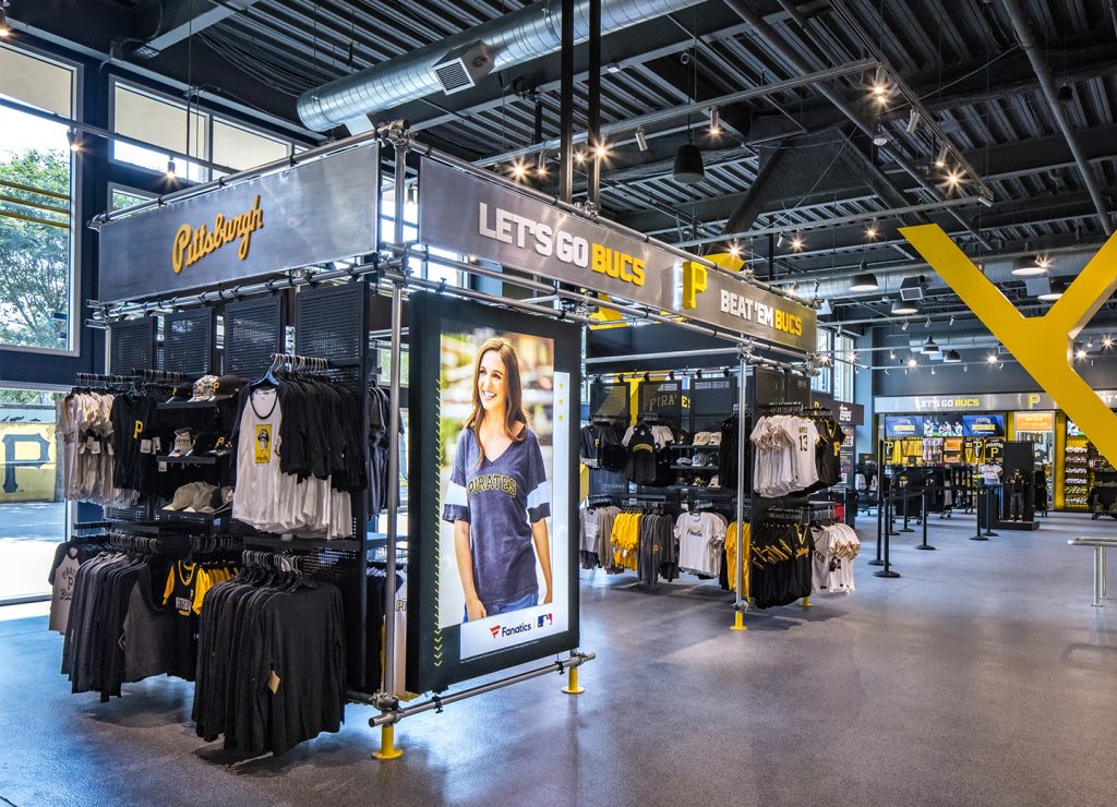 Pop-up floor unit in Pirates store