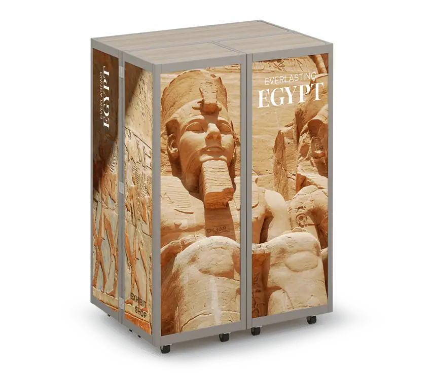 closed branded 2 hinge clamshell